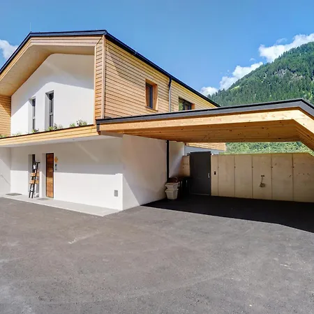 Stackler54 - Mit Garten * نيوستيف ام ستوبيتا